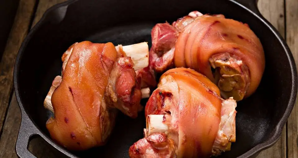 Pork Hocks Vs Ham Hocks What S The Difference Cooking Chops